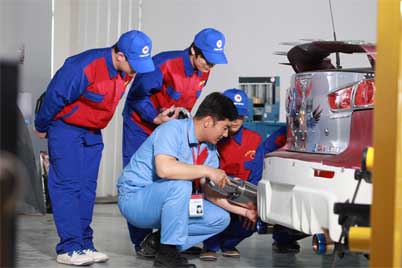 云南万通汽修学校-汽车维修与运营工程师